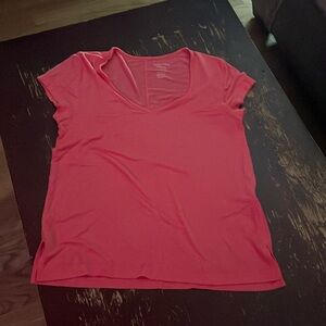 Womens American Eagle Coral V-neck Short Sleeve Tee size XS